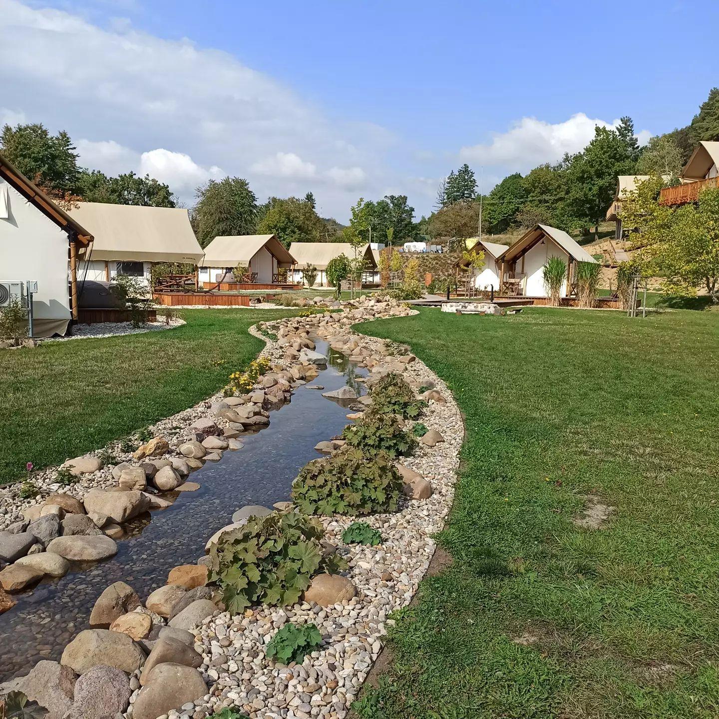 Realizácia koreňovej čistiarne odpadových vôd ECOAIR-FOREST GLAMPING.